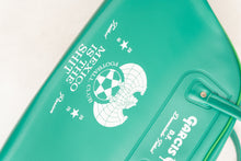 Cargar imagen en el visor de la galería, Maleta Colección - Garcis x Mexico is the Shit (Verde)